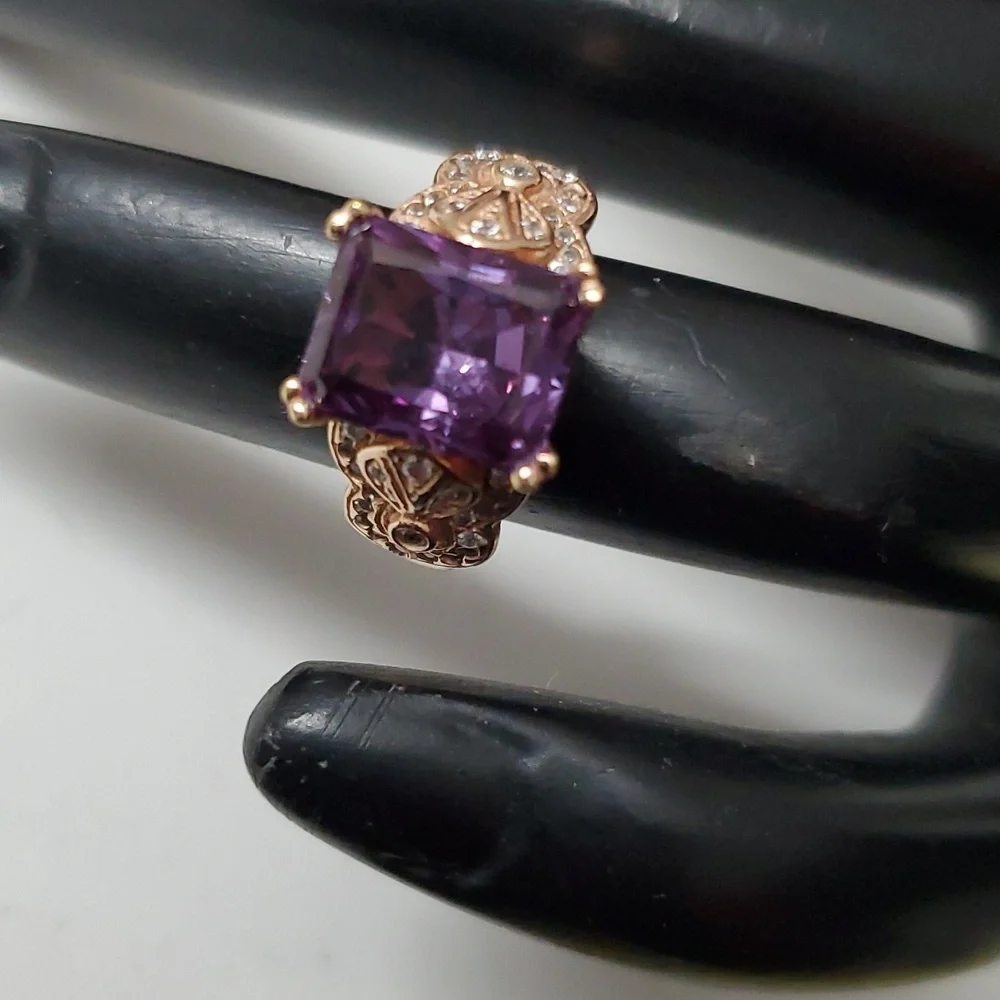 Watch Video / Sterling Silver 925 Sapphire Rose Gold Ring